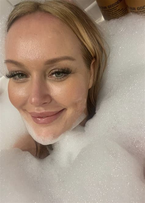 Savannah Bond Pictures