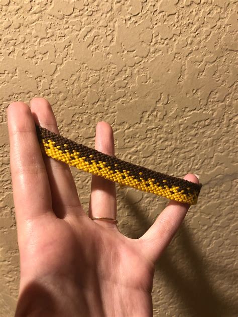 Normal pattern #8916 | BraceletBook