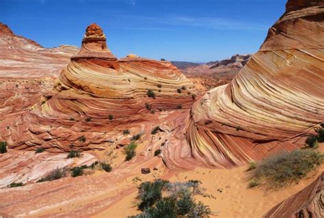 wind erosion examples shaping  landscapes