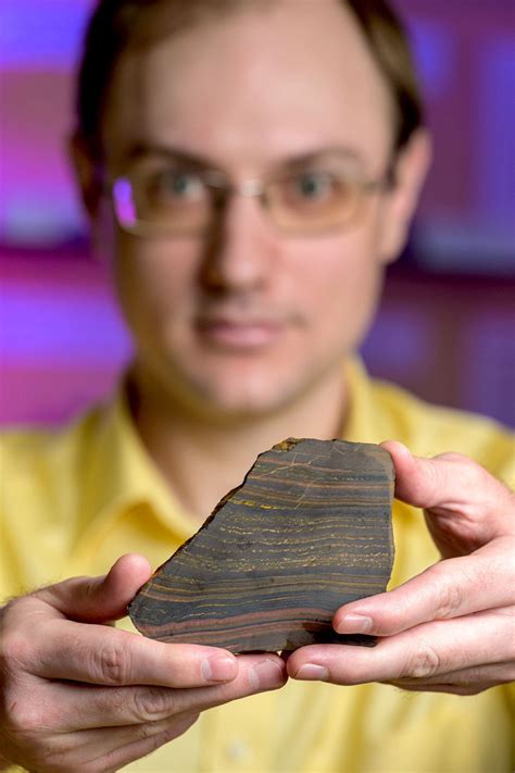 Iron-rich rocks unlock new insights into Earth’s planetary history