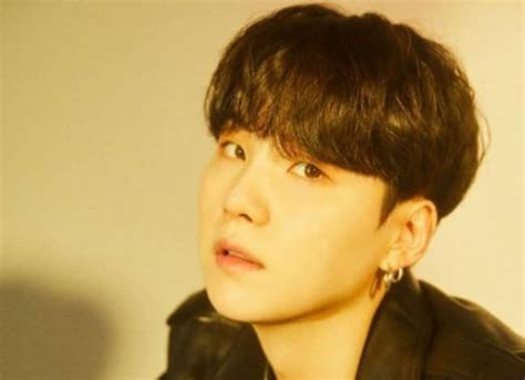 BTS (Bangtan Boys) - всё о группе BTS: Фото, Ви - YesAsia.ru