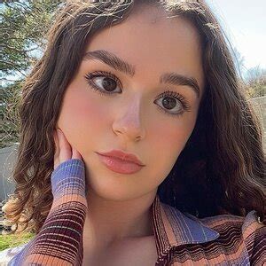 Exclusive Lauren Aspyn onlyfans image - see her naked fully exposed