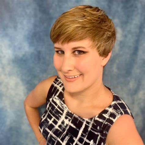 Katie Vickers - Marketing Expert - Vickers Marketing | LinkedIn