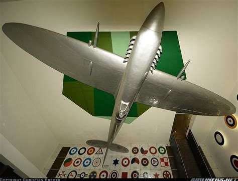 Supermarine Spitfire (Replica) - Untitled | Aviation Photo #2591097 ...