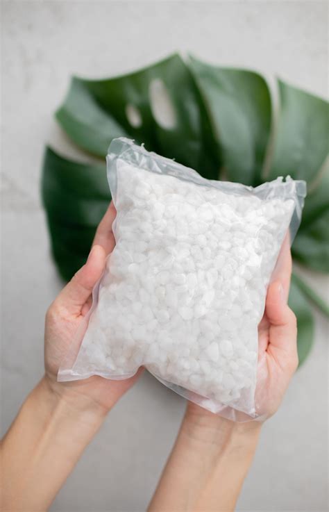 Камушки белые декоративные