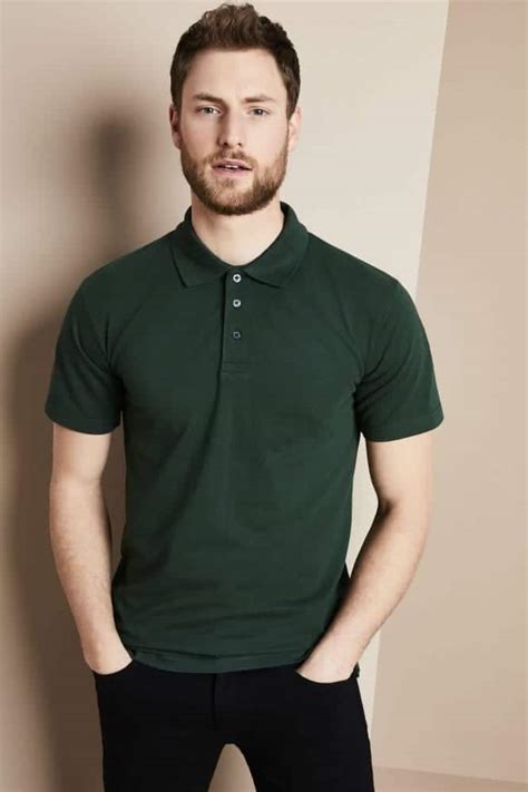 A Guide to Polo Shirts For Men: 18 Must-Have Styles