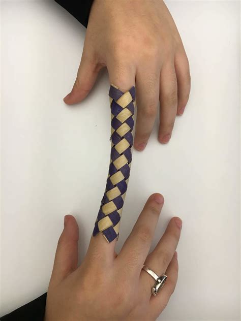 Chinese Handcuffs