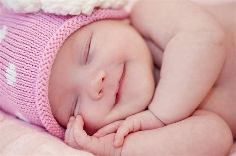 New Born Baby Wallpapers - Wallpaper Cave