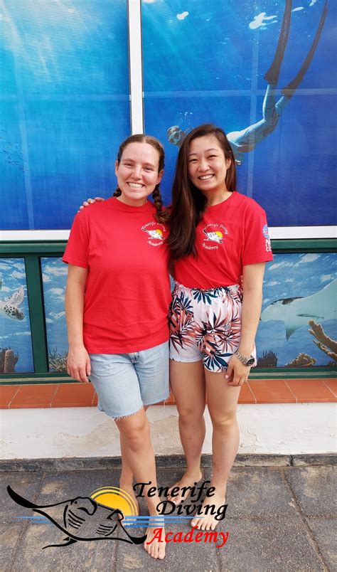 Our American Girls Ready To Begin Their PADI DM Journey Straight From