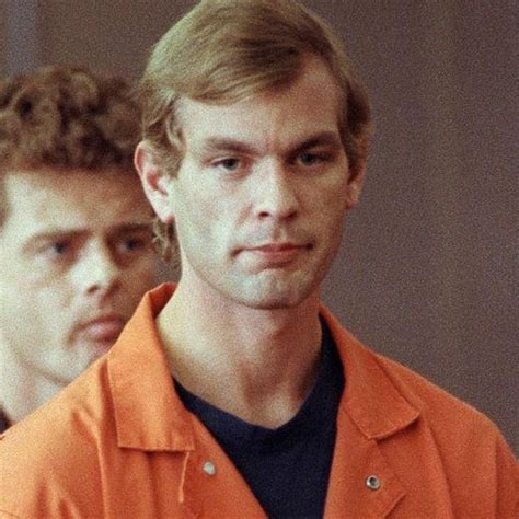 Did Jeffrey Dahmer Use Polaroids to Plan His Crimes? - 9c0uejm