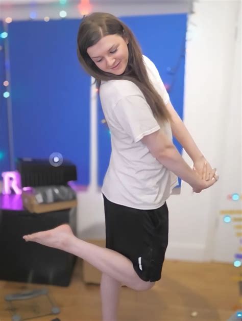 Finnster's feet