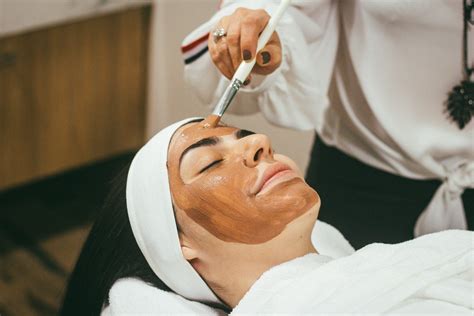 day   life   advanced esthetician student blue cliff
