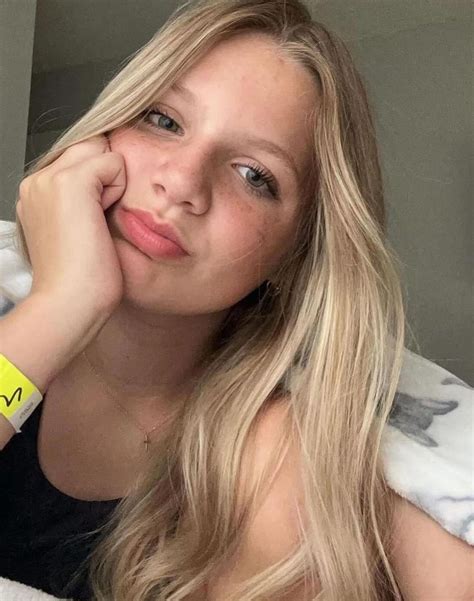 aubreigh wyatt birthday 4