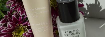 База под макияж с подсвечивающим эффектом Clarins Eclat Minute Instant ...