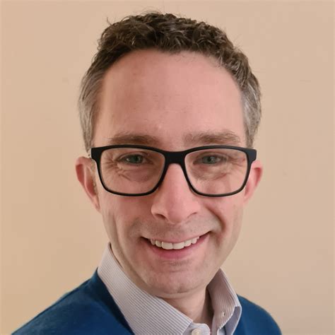 First Welsh patient to receive ground-breaking treatment to treat