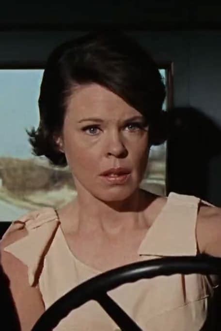 Evans Evans - Profile Images — The Movie Database (TMDB)