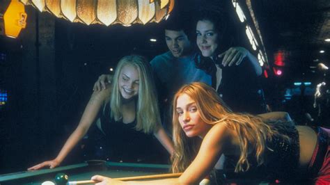 Coyote Ugly Piper Perabo Thong