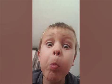 Надул щёки - YouTube