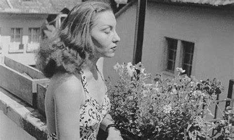 Clarice Lispector: veja fotos da escritora, que completaria 100 anos em ...