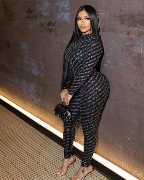 Top Tier 💕 | Shawty fine 🖤 | Instagram