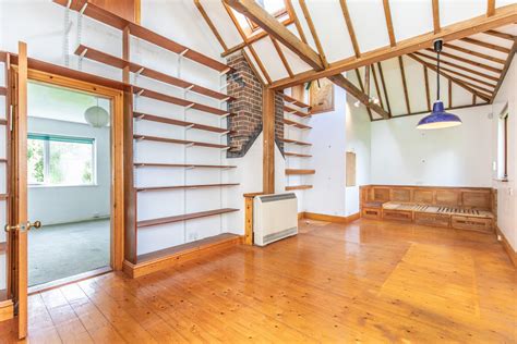 Chatt Estates — Weston