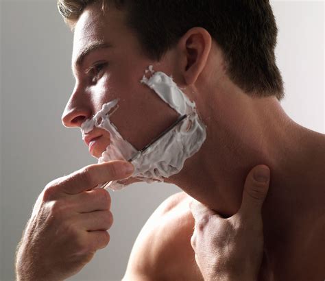 Shaving for Men: How to Get the Perfect Shave