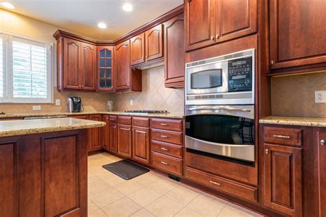 Cherry Wood Kitchen Cabinets Design Ideas — northwest(dot)kitchen