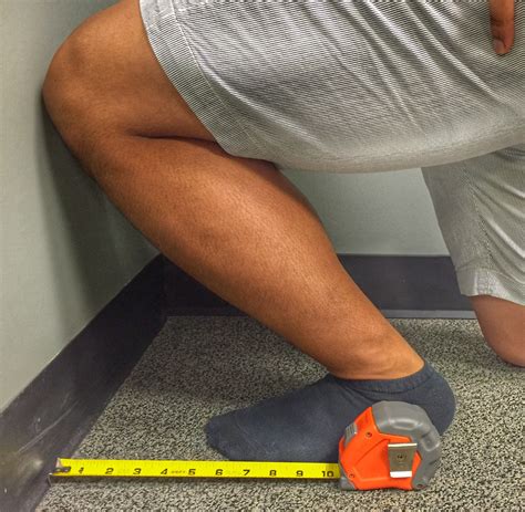 How to Screen Ankle Mobility – Squat University