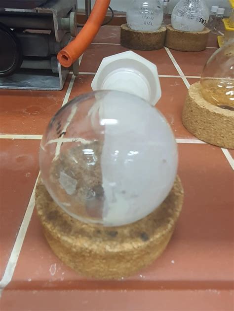 Only "half" of my product solidified : r/chemistry