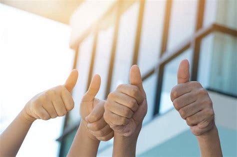 Pourquoi vous devriez faire des compliments tous les jours - Edition du ...