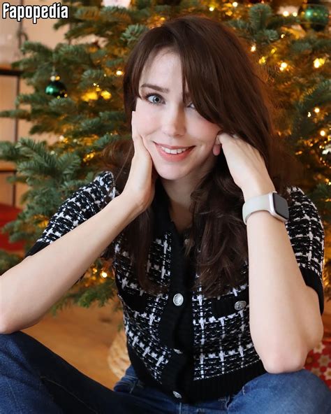 Stefanie Joosten Nude Leaks - Photo #3569875 - Fapopedia