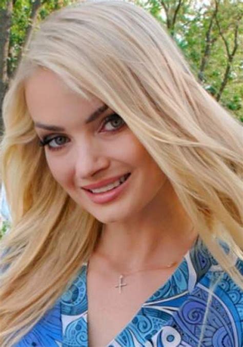 Luybov 38y.o. Femme Divorced, 164cm, Krumstedt, Germany