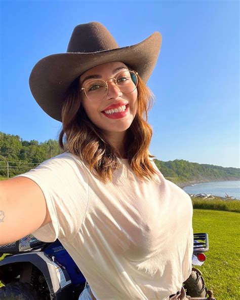 Myla Del Rey 🎣 | Who’s ready to get muddy? I got my ATV ready 🤠 #