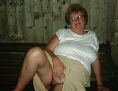 amateur grannies posing   action porn pictures xxx