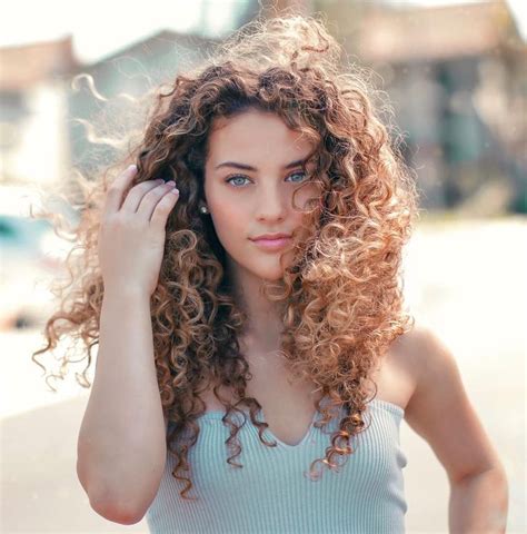 Messy hair don’t care | Messy hairstyles, Curly hair styles, Brown ...