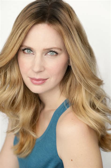 Anne Dudek Actress