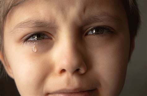 What Are Tears Made Of? | Faculty of Medicine