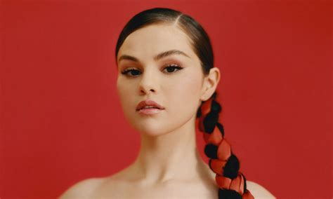 Best Selena Gomez Songs: 20 Shape-Shifting Pop Essentials | uDiscover