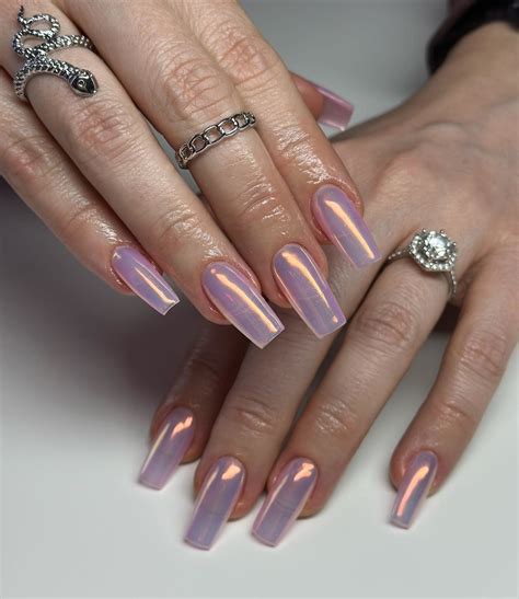 23 Adorable Pink Chrome Nails Inspo