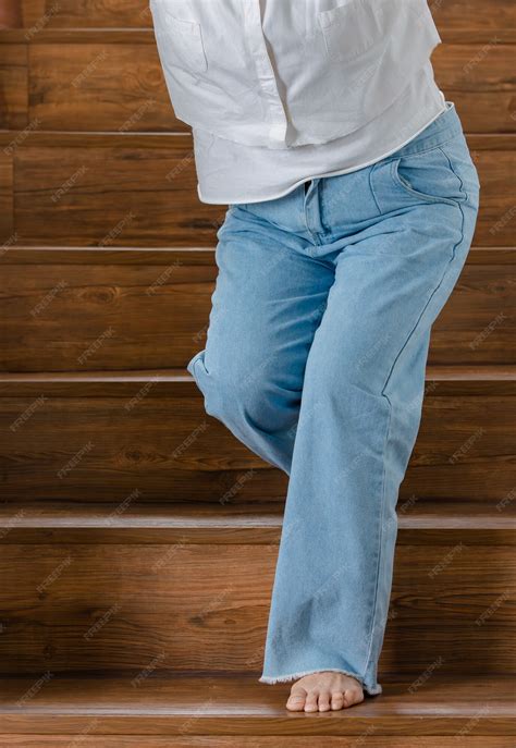 premium photo feet walking  stairs   unsteady gesture