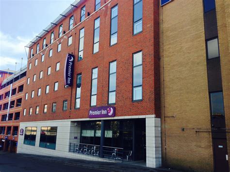 Premier Meetings Luton Town Centre