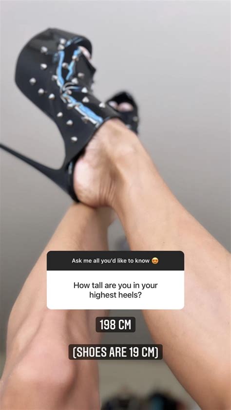 Cindy Landolt (5’10) Some story time pics. 6’6 in them heels 😍 : r