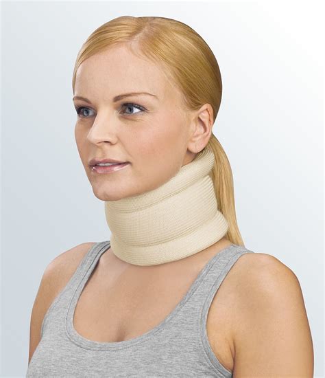 ᐅ Головодержатель (воротник Шанца) армированный protect.COLLAR soft ...