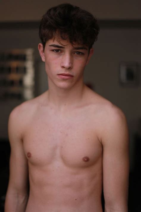 No Saints In Black: Francisco Lachowski...!
