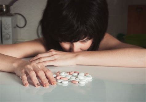 Signs, Symptoms, and Effects of Benzos Abuse | Canyon Vista