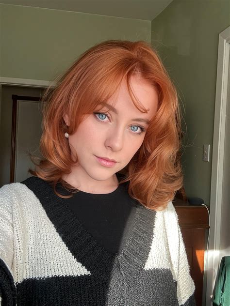 Would you want to have a baby with me? Blue eyed, red head baby?? 😏 : r