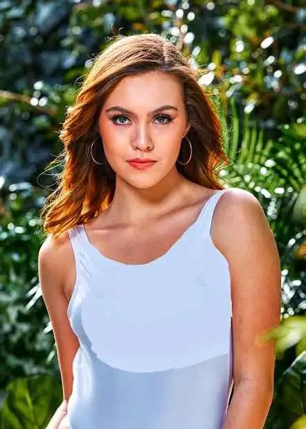 Freya Parker - Wiki, Bio, Age, Biography, Boyfriend, Photos & more