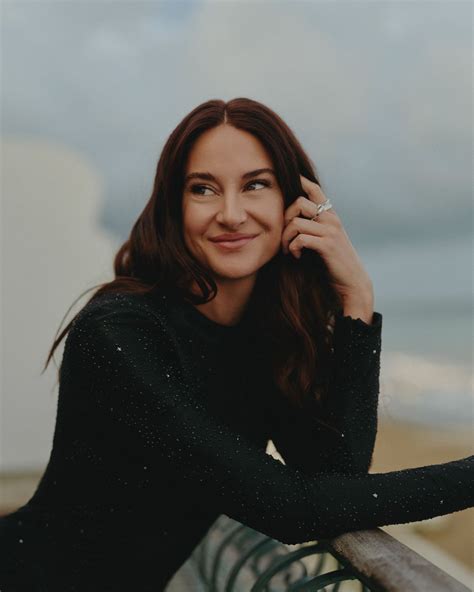 Shailene Woodley Venetian Glamour for Armani Beauty • CelebMafia