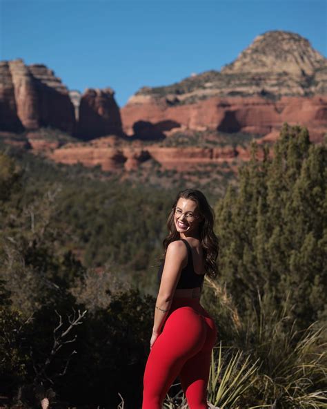 Maddison Noel | Fitness Coach (@maddison.noel) • Instagram photos and