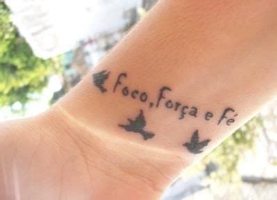 Tatuagem Com Significado De Força E Fé - Tatuagem Fé: 120 tatuagens lindas para inspirar sua fé!